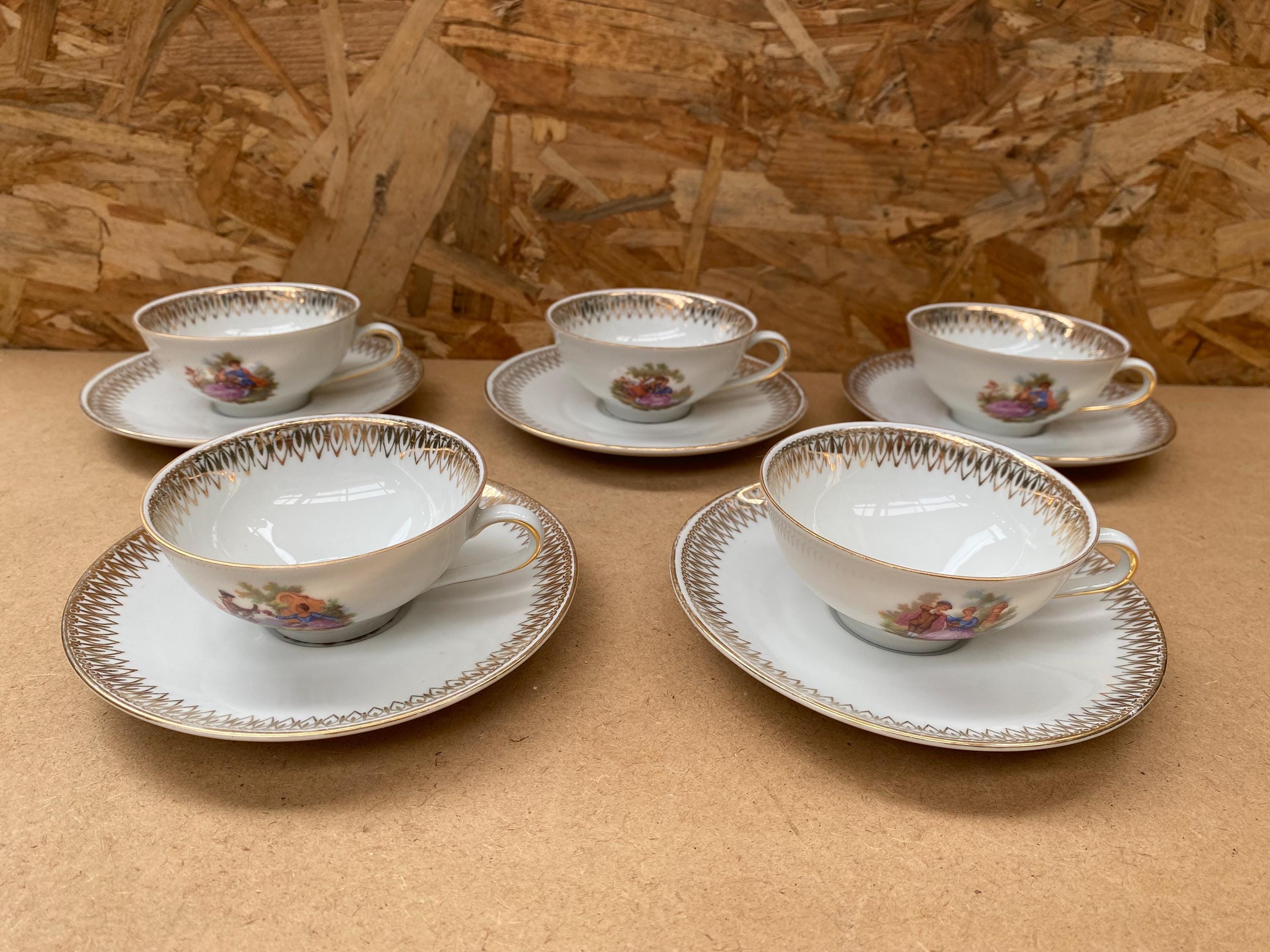 Lot de 6 tasses et sous tasse ancienne - France