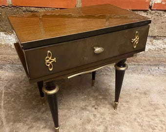 Mesilla de noche antigua N252 con cajón, madera lacada, mediados del siglo XX, n.° D395