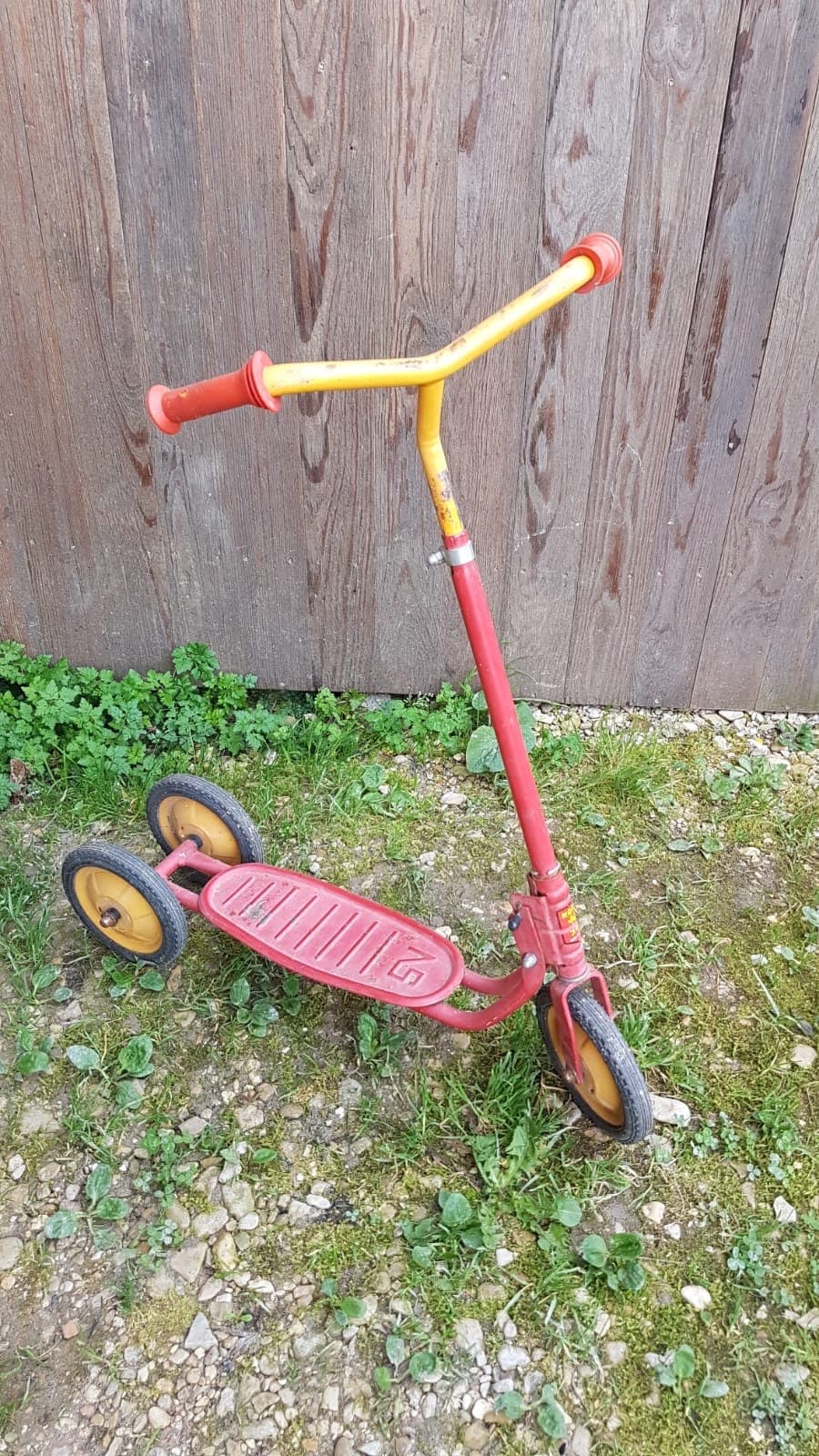 Ancien Trottinette En Bois Vintage Décoration Jouet