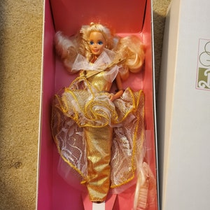 Vintage Rare Special Limited Edition 1989 Golden Greetings Barbie New in Box by Mattel