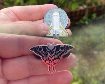 2. Pilz Apokalypse Emaille Pin Set | Gamer Fan Art Pin | Einzigartiges Videospiel-inspiriertes Geschenk | Sammler Emaille Pins