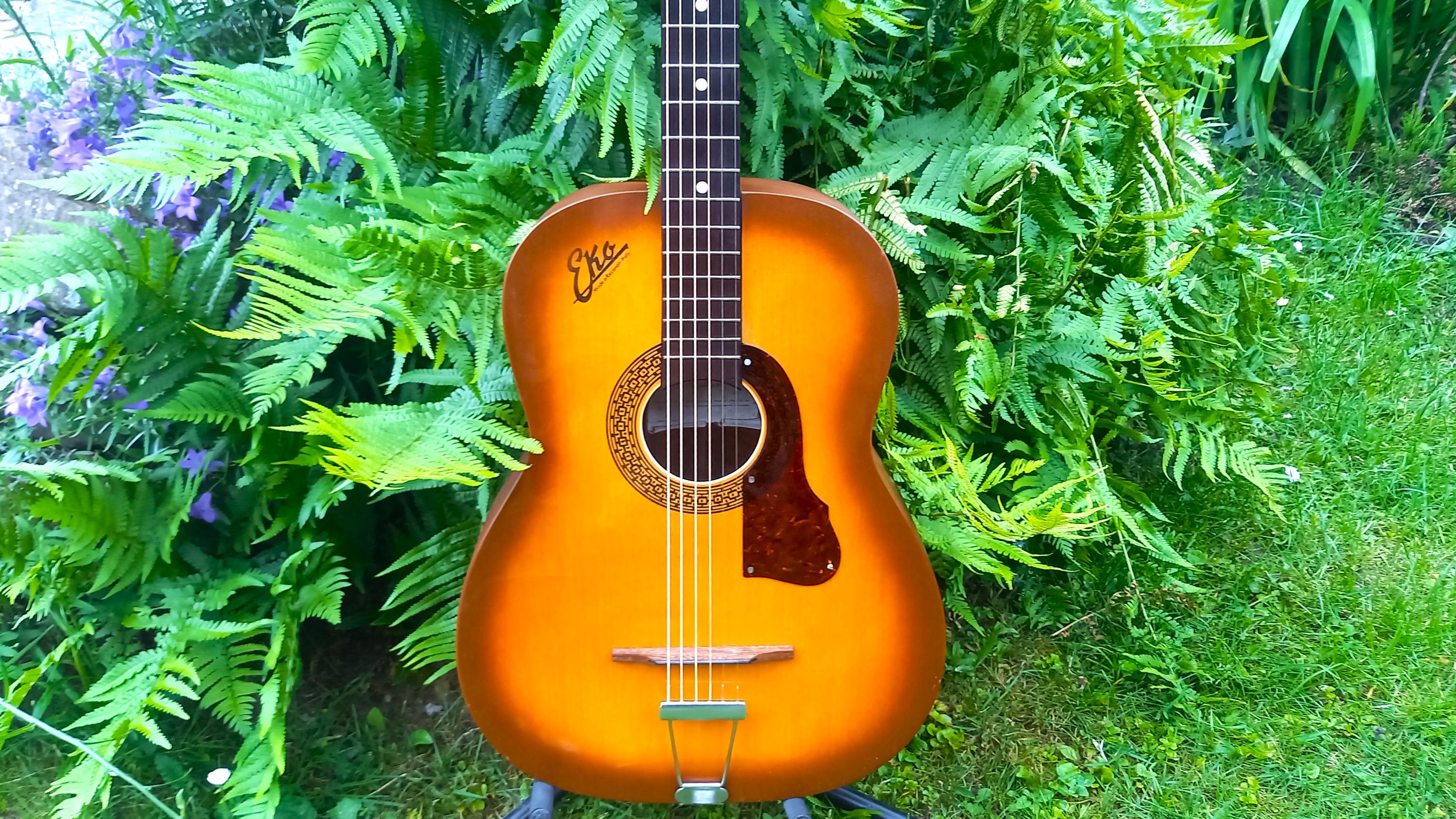 Eko guitar - Etsy 日本