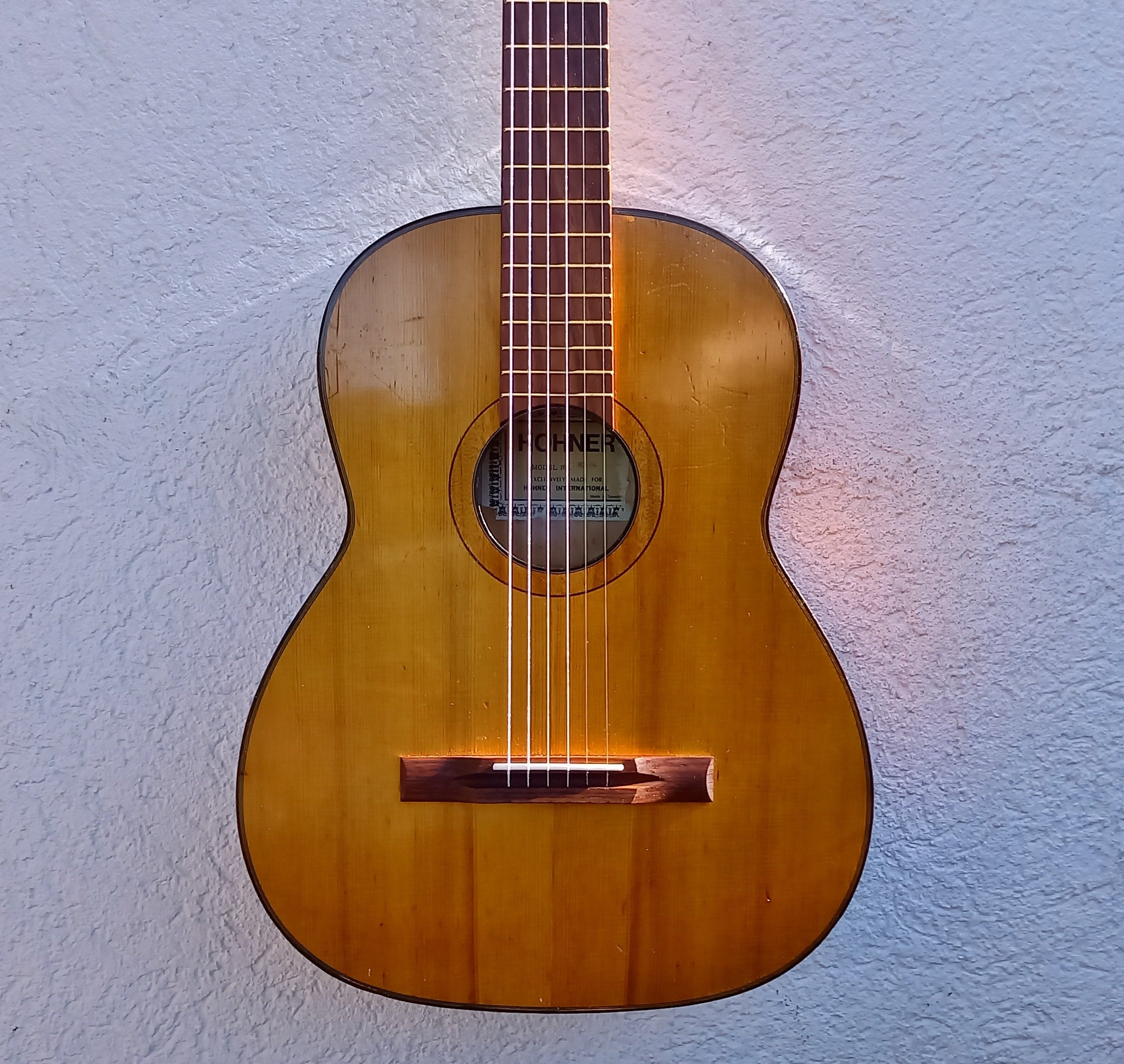 Hohner Guitars for sale Only 2 left at 75