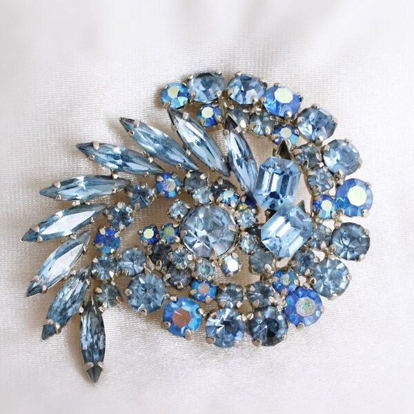 Blue rhinestone Brooch Vintage Periwinkle Blue AB Rhinestone Brooch Pin Blue rhinestone jewelry Designer brooch, something blue