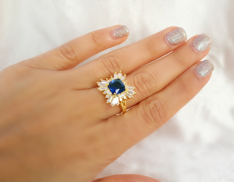 Vintage Style Sapphire cluster ring gold sapphire ring SZ US 6.75-7 gold rings gift for her vintage rings vintage inspired something blue