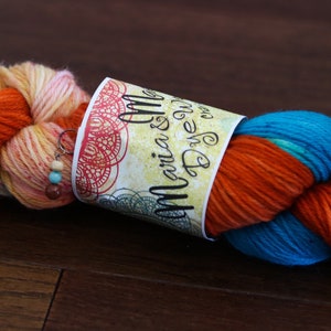 Charizard handmålat garn