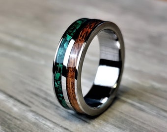 Handmade, Unique Malachite & Whiskey Barrel Oak inlay,polished Titanium Ring 7mm