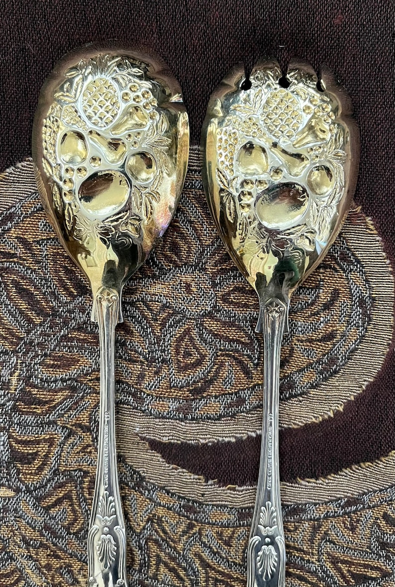 Set of Sheffield Shell Pattern Serveware Silver Plated With Gold Finish ...