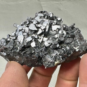 閃亜鉛鉱を含む美しい珍しい骨格方鉛鉱、マダン、ブルガリア、鉱物、天然水晶、最高の状態、N8018