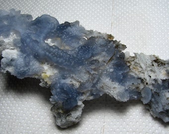 Aesthetic and rare chalcedony with deep color, Madan,Bulgaria, Mineral,Chalcedony crystal, Healing crystal, N2734