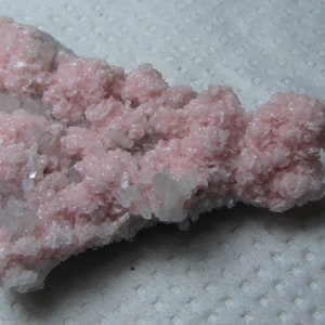 Incredible rare rhodochrosite with quartz, Bulgaria, Natural crystal, Pink stone, Energy crystal,N4575