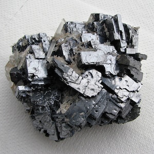 ブルガリア、マダンの有名な9月9日鉱山産の希少な方鉛鉱と石英、天然水晶、最高の状態、ギフト、N1472