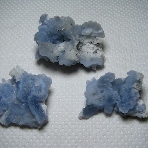 3 pieces Small Rare aesthetic chalcedony with deep color, Madan, Bulgaria, Gift, Cluster, Home decor, Rare crystal, N2409