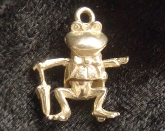 STERLING SILVER MOVABLE TOAD FROM TOADHALL CHARM