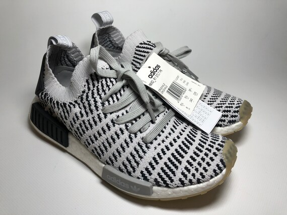 adidas nmd r2 zebra