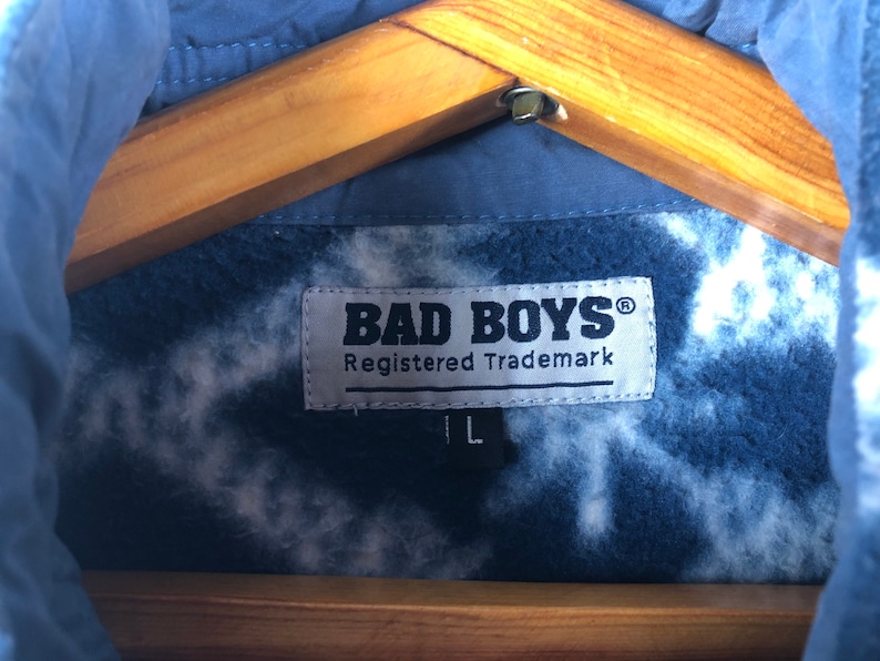 Rare Vintage Fleece Bad Boys Made In Italy Full Zip Hoodie Sweatshirt Size L Multicolor retro hipster wear abstract pattern winter ski style