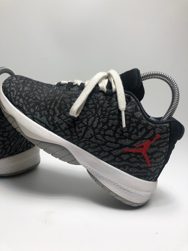 jordan b fly black
