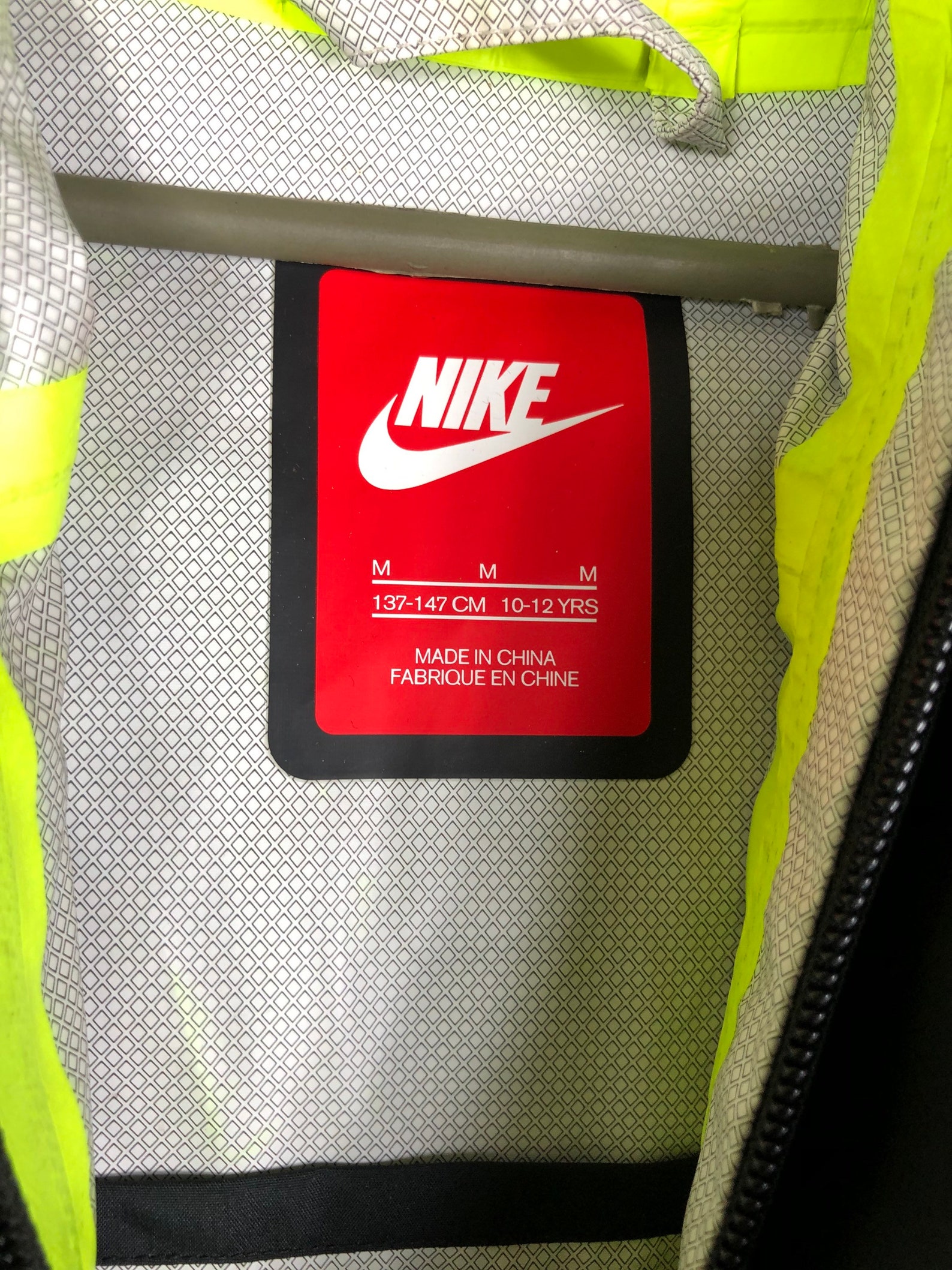 nike tech size small