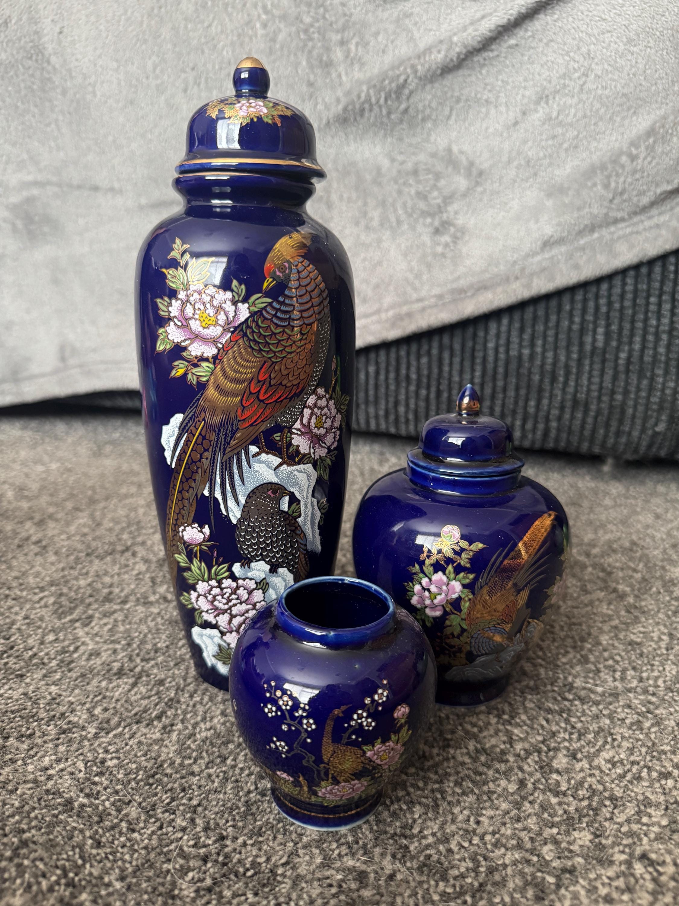 バスティーユデザインネイビーブルー　古酒 Kutani Cobalt Blue Vase Vintage - Etsy