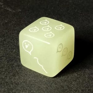 ゴーストダイス、暗闇で光る、発光、蛍光、シングル 6 面 D6 ダイス、角が四角、レア ダイス コレクション、DoraTaco Japan