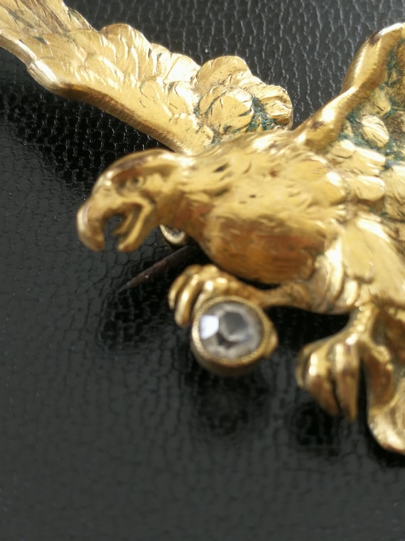 Broche porte-montre dorée en forme d'aigle améric… - image 1