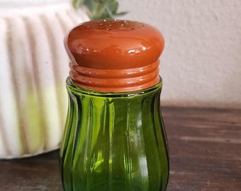 Vtg Japan Takahashi Green Glass Salt/Pepper Shaker Metal Screw Lid Cottagecore
