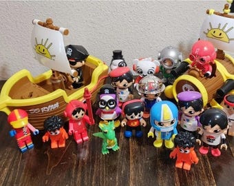Ryan's World Toy Lot (18) Figures (2) Boat Pirate Ship