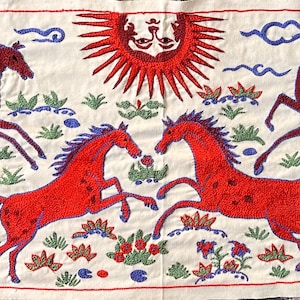 Dance of Horses Suzani Tablecloth, Farmhouse Tapestry, Suzani cover Horse Design Vintage Wallhanging Uzbek Suzani Size[140x47cm][55x18inch]
