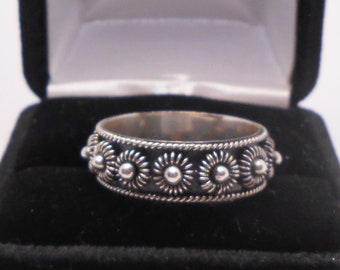 Balinese Sterling Silver Band Ring: Handmade Boho Oxidized Ring, Size 10