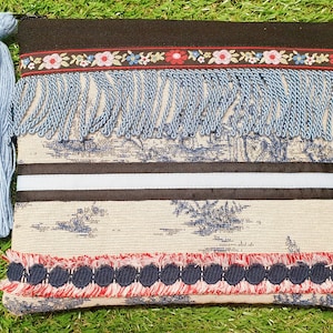 Toile Garden Clutch