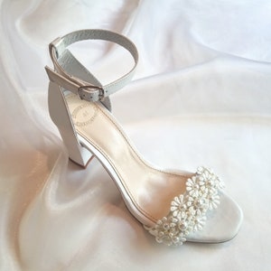 Pearl Wedding Shoes for Bride/ Bridal Shoes Block Heel/ Pearl and Lace ...