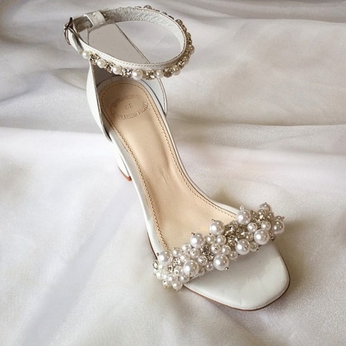 Pearl Wedding Shoes for Bride/ Bridal Block Heels/ Rhinestone - Etsy