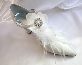 Wedding block heels, Bridal pumps, Shoes for bride Crystal rhinestone heels  Pointed toe heels for bride