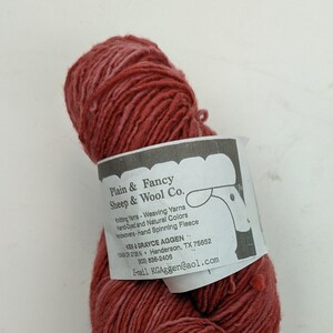 Plain & Fancy  Sheep and Wool Co hand Dyed Natural Color Handwoven hand Spinning Fleece Rust Yarn (Box K)