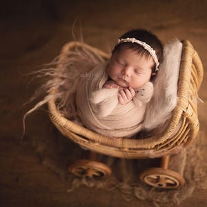 Rotanmand, rotanmeubels, rekwisieten, handgemaakte rotan babyrekwisieten. Pasgeboren rekwisieten. Fotografie van pasgeborenen. Rekwisieten van rotan, ontwerp voor baby
