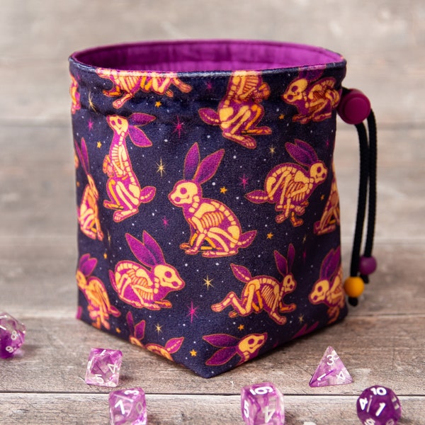 Large Premium Velvet Drawstring RPG DnD Dice Bag in Stary Rabbit Print with Pockets, Collectibles Organiser for Miniatures, Coins, Crystals