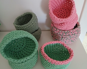 crochet baskets