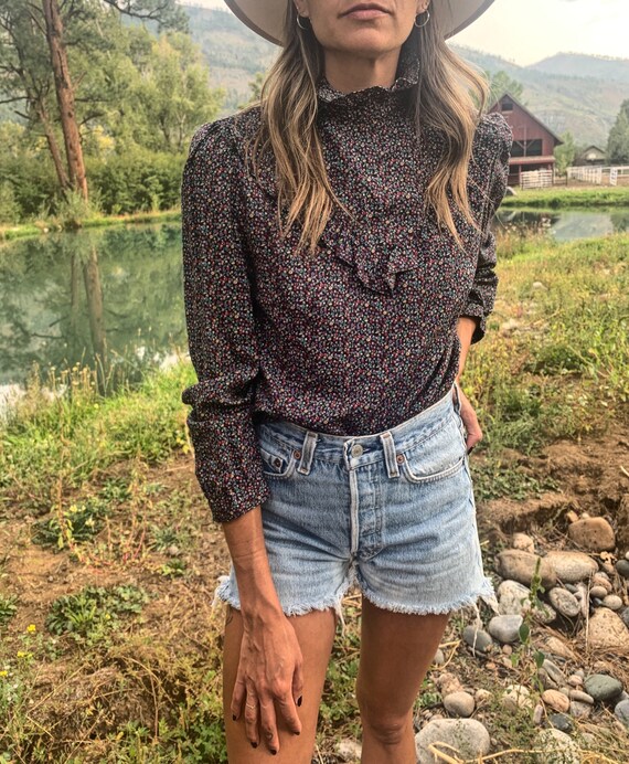70s Vintage | High Neck Ditsy Floral Prairie Blous