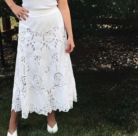 80s-90s Vintage | White Battenberg Lace Maxi Skirt