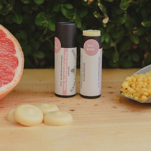 Tubo de bálsamo labial ecológico de pomelo rosado de 0,3 oz, tubo de cartón, cera de abejas y aceite de coco, regalos, aceites esenciales