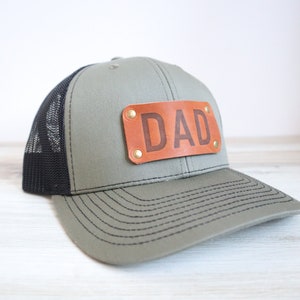 Dad Trucker Hat - Father&#39;s Day Adjustable Snapback Cap - Gifts for Dad