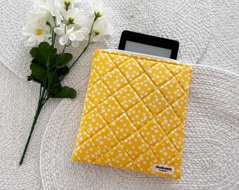 Handmade Quilted Padded Kindle Sleeve with Zipper, E-reader Cover || Mini White Floral On Yellow
