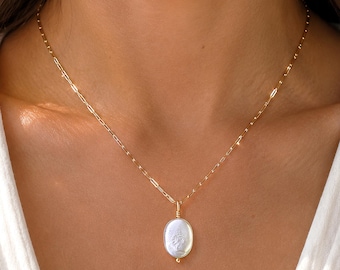 Minimalist Freshwater Pearl Necklace, Wedding Necklace, Mother Of Pearl Necklace, Bridal Jewelry, Bridesmaid Gift for Her, Gift for Mom,