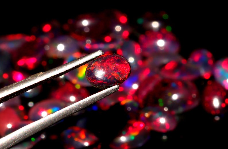 Red Fire Ethiopian Opal Cabochon: Oval Loose Gemstone (6x4 MM) Opal ...