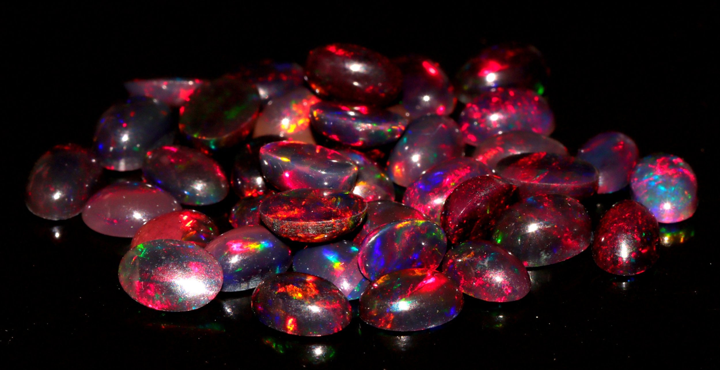 Red Fire Ethiopian Opal Cabochon: Oval Loose Gemstone (6x4 MM) Opal ...