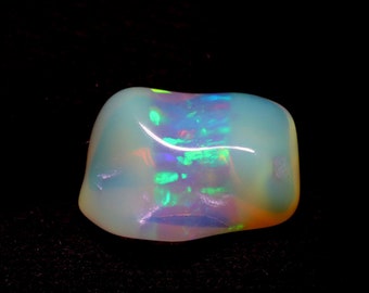Opale éthiopienne blanche multi-feu naturelle, pierre précieuse brute brute polie, taille de bague, opale brute, opale brute, pierre précieuse en vrac pour la fabrication de bijoux