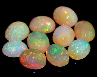 Ethiopian Opal Cabochon: AAA Quality Oval Fire Opal Gemstone (9x7 MM)