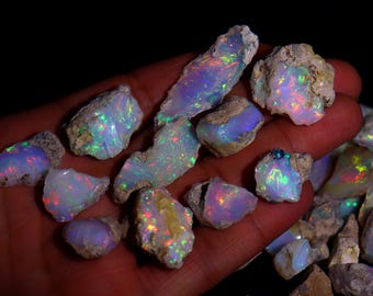 レア！ 天然ピンクアラゴナイト原石　鉱物標本 ピンクアラゴナイト | 希少な原石鉱物標本 98g - Etsy 日本