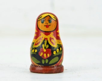 Muñecas Matrioska de madera vintage: juego de muñecas rusas de anidación pintadas a mano