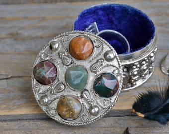 Vintage Metal Jewelry Box: Small Retro Ring Box